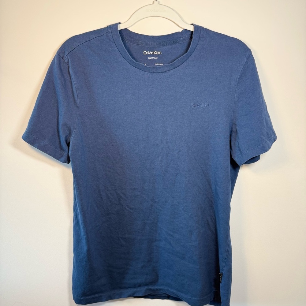 Calvin Klein Men's Cotton Short Sleeve Tee in Navy Blue size Medium
